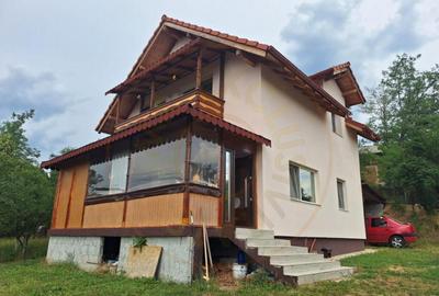 Casa P+M 120 mp, Budeasa, sat Gala?e?ti (12 km de Pite?t - 2