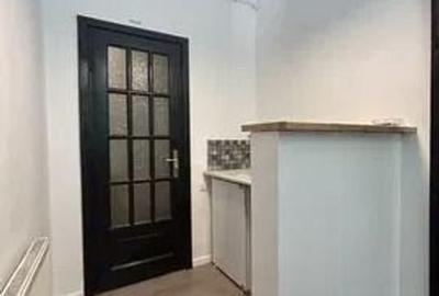 Spatiu de Birouri, zona centrala, cu parcare, disponibil imediat - 3