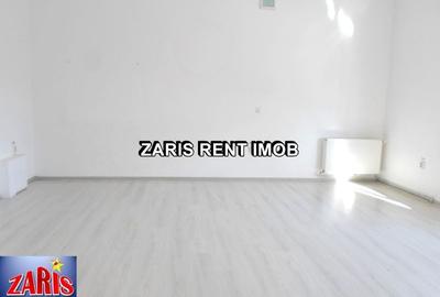 Casă individuală cu 4 camere cu Canalizare în Central - 3