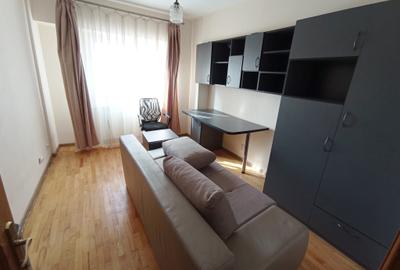 Apartament cu 4 camere decomandat, mobilat în Nicolina - 8