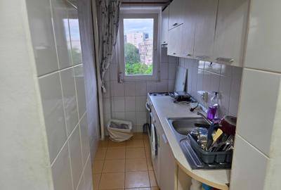 Apartament cu 2 camere decomandat în Victoriei - 3