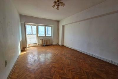Apartament cu 3 camere decomandat în Dacia - 3