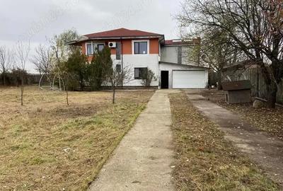 Casă cu 5 camere în Bucșani - 3