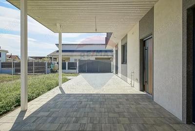 Casă cu 5 camere cu Teren 657 Mp în Hălchiu - 3