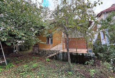 De vanzare - casa 160 mp  teren 620 mp - langa Parcul Regina Maria - 1