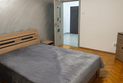 Inchiriere apartament 3 camere decomandat in Manastur, Cluj-Napoca - 1