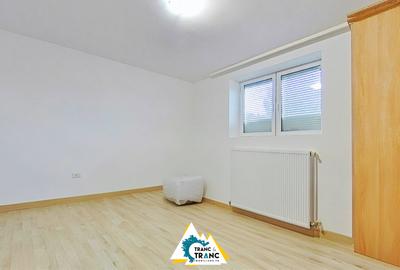 Casă spațioasă cu 3 camere, teren generos și anexe – Curtici, Arad - 2