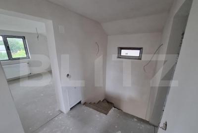 Casă cu 4 camere cu Teren 603 Mp în Someșeni