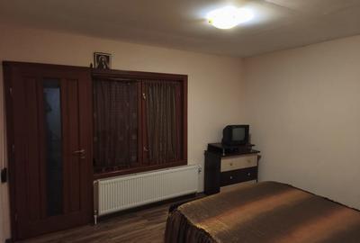 CASA  DE VACANTA - 12