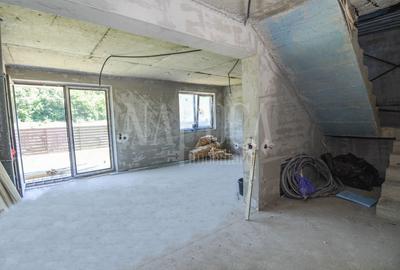 Duplex cu 4 camere cu Teren 200 Mp în Florești - 2