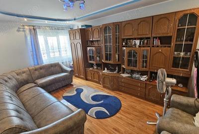 Apartament cu 3 camere decomandat în Fălticeni - 3