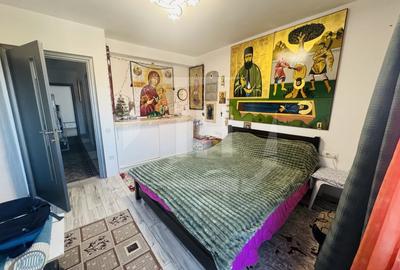 Apartament cu 3 camere semidecomandat, mobilat în Florești - 5
