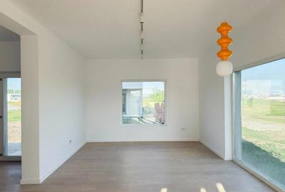 Casă cu 5 camere cu Teren 300 Mp în Central - 7