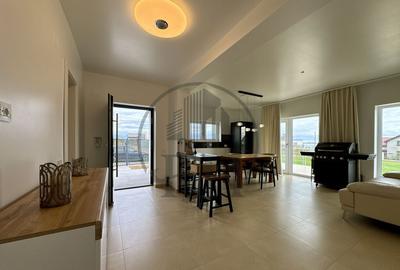 Casă cu 5 camere cu Teren 404 Mp în Est - 30