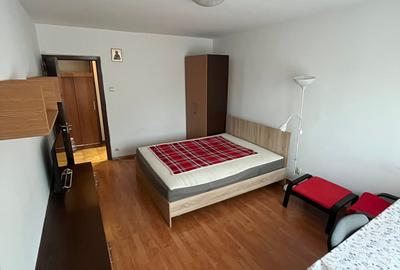 Garsonieră decomandată în Tineretului