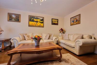 Apartament cu 5 camere decomandat, mobilat în Unirii