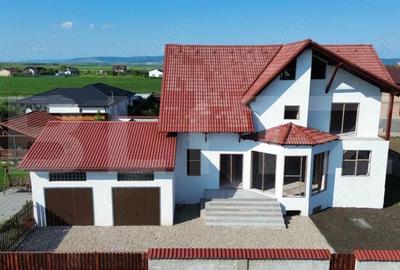 Vila intr o zona rezidentiala,15km de Brasov - 3