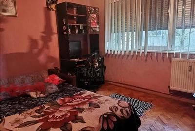 IULIUS MALL - 3 CAM - 2 BAI - ETJ.2 - BOXA - CENTRALA - ZONA DE INTERES - 3