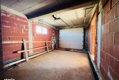 Casă cu 5 camere cu Teren 743 Mp în Oșorhei - 10