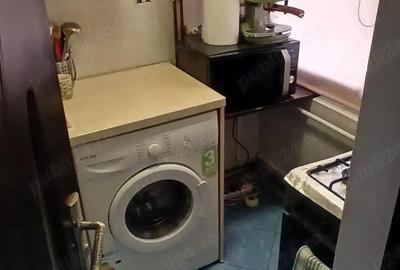 Garsonieră decomandată în Uzina 2 - 4