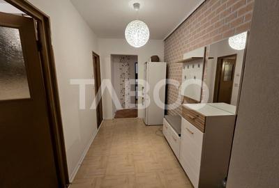 Apartament cu 2 camere decomandat, mobilat în Vasile Aaron - 6