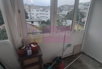Apartament cu 3 camere de vanzare in Campina - Zona Cuza - 17