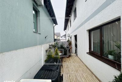 Apartament cu 3 camere în Central - 12
