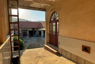 Casă cu 7 camere în Plugova - 2