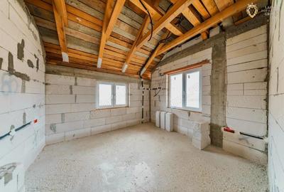 Casă cu 5 camere cu Teren 500 Mp în Horia - 11