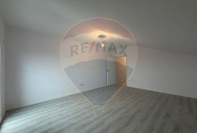 Garsonieră decomandată în Central - 3