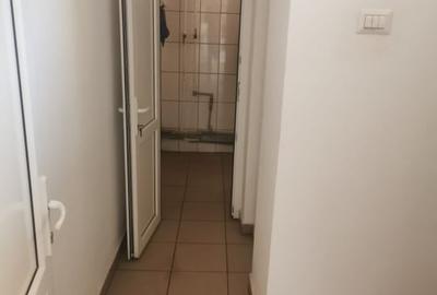 Spațiu comercial, de 100 mp, în Central - 1