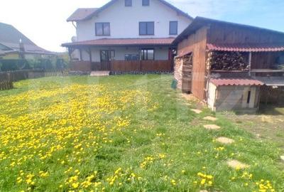 Casă cu 6 camere cu Teren 1000 Mp în Bod - 1
