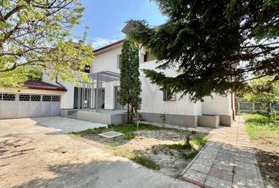 Casă individuală cu 7 camere cu Canalizare în Bucureștii Noi - 1