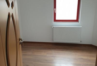 Spațiu industrial, de 1,823 mp, în Est - 4