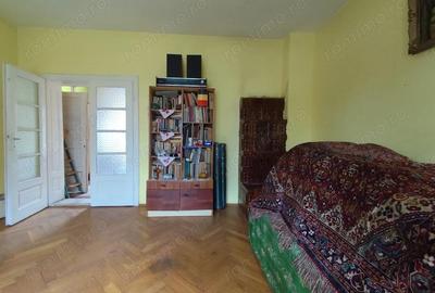 Casă cu 3 camere cu Teren 608 Mp în Central - 11