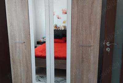 Apartament cu 3 camere decomandat în Filiași - 1