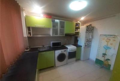 Apartament 3 camere  circular ,etajul 2, zona Astra, Brasov - 2