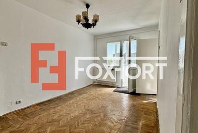 Apartament cu 3 camere semidecomandat în Circumvalațiunii