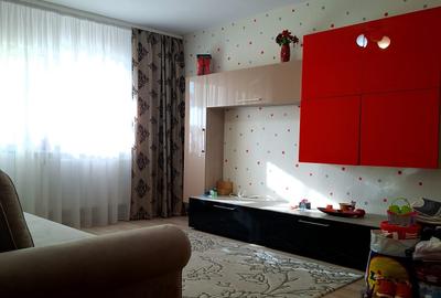 Apartament cu 2 camere decomandat, mobilat în Trivale - 3