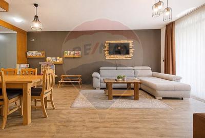 Apartament cu 3 camere decomandat, mobilat în Poiana Brașov - 3