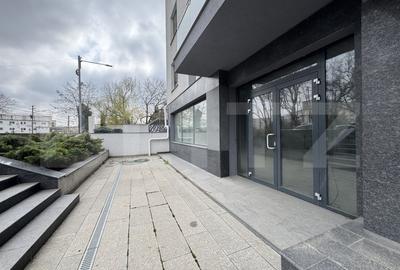 Spatiu comercial demisol bloc nou, 256 mp utili, zona Craiovita Noua