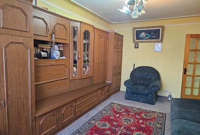 Vânzare apartament 2 camere decomandate – zona Nicolina,et 2 - 2