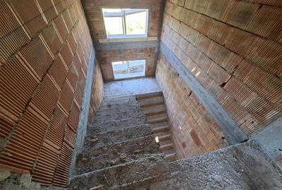 Casă individuală cu 4 camere cu Teren 450 Mp în Valea Adâncă - 21