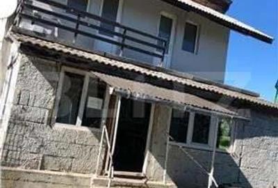 Casa de vanzare, cu 3 camere, 100 m2, teren 5 arii, zona Ciceu-Corabia - 6