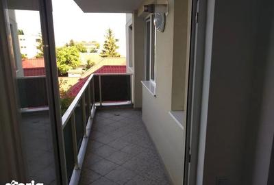 Apartament cu 3 camere decomandat în Central - 3