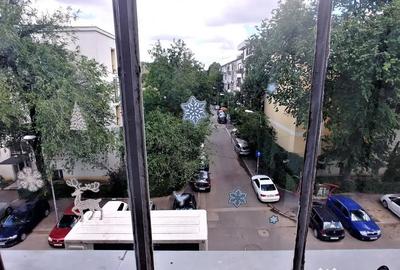 Garsonieră semidecomandată, mobilată în Floreasca