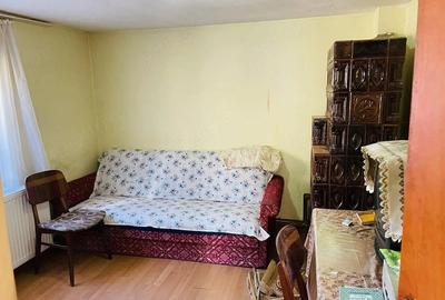 Casă cu Teren 326 Mp în Păușești - 2