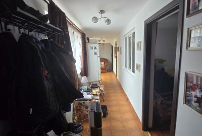 Casă cu 3 camere în Satu Nou - 2