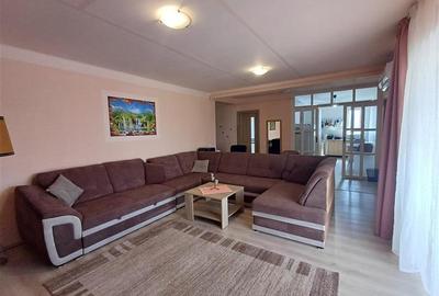 Apartament cu 4 camere decomandat, mobilat în Țiglari