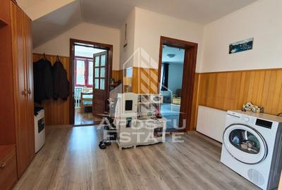 Casă individuală cu 6 camere cu Canalizare în Lipovei - 8
